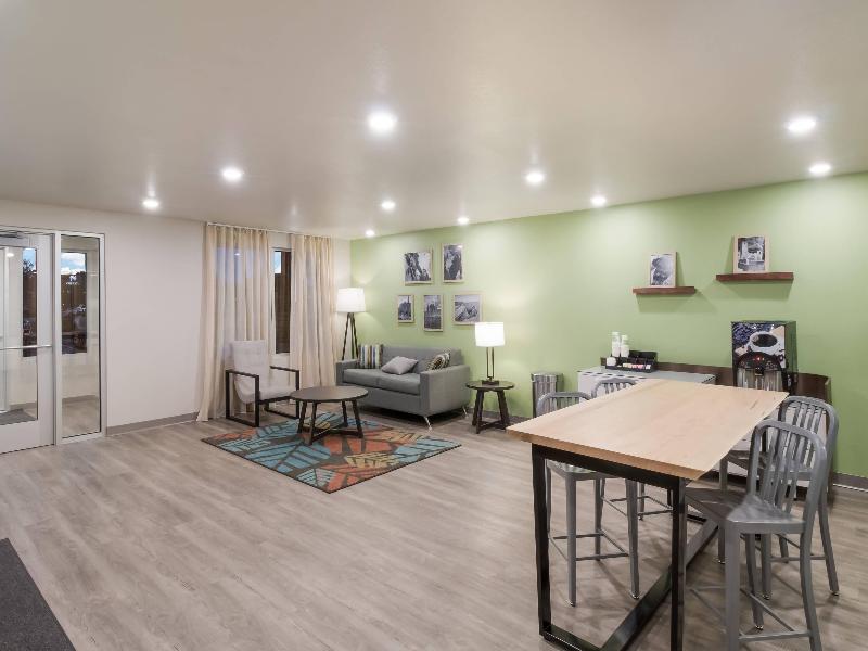 Woodspring Suites Mesa Chandler image