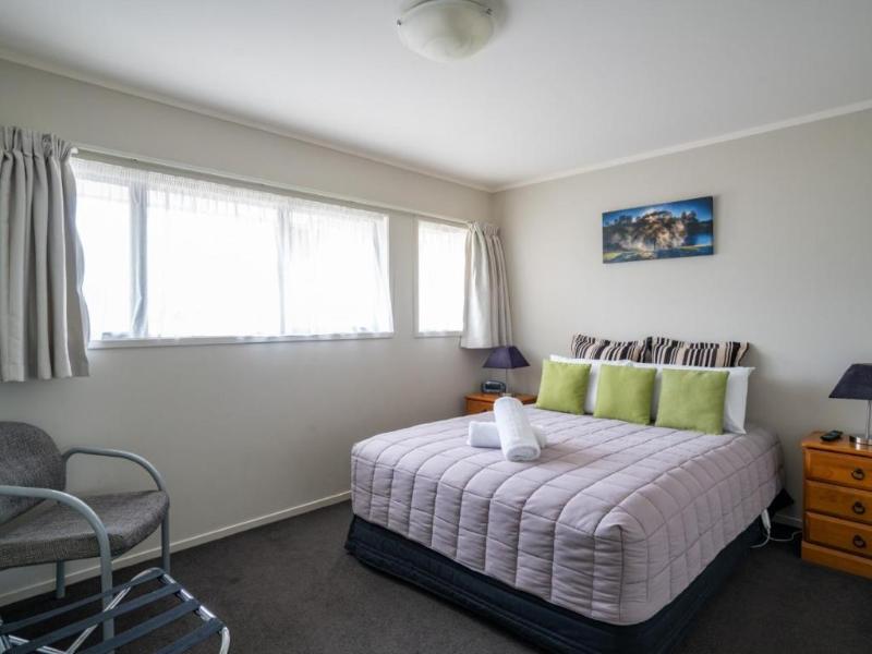 Ika Nui Motel Taupo image