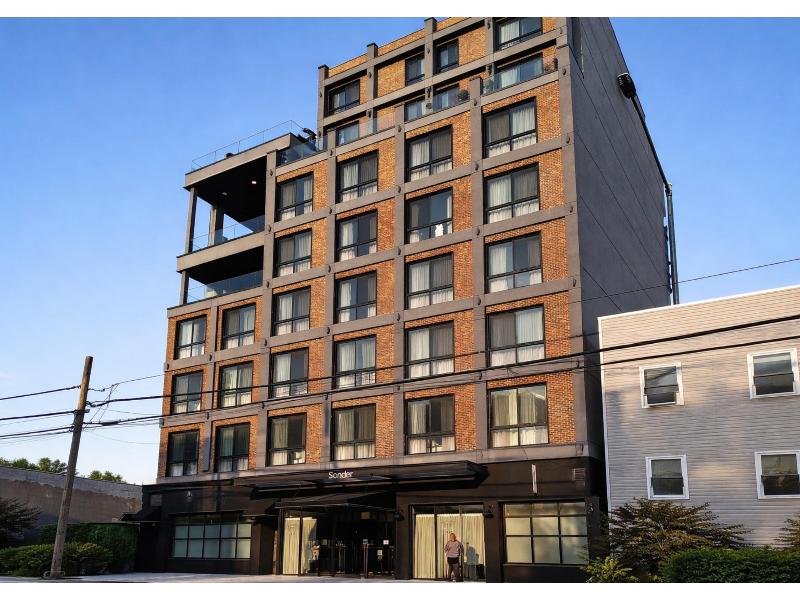 Dutch Hotel Long Island City, Belvilla District 6 2