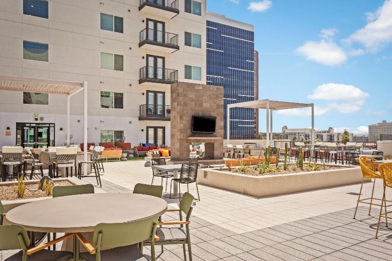 Locale Midtown Phoenix image