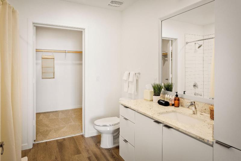 Locale Midtown Phoenix image