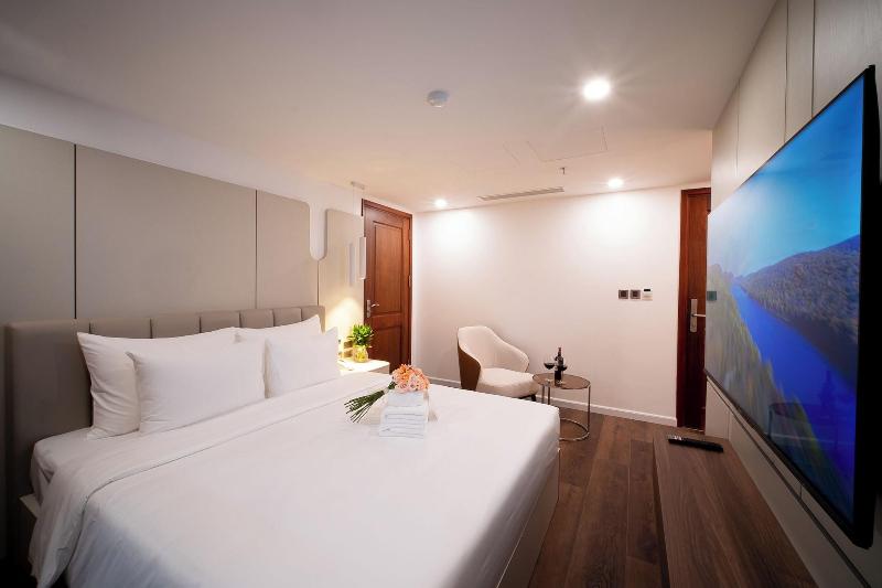 Danitel Halong image