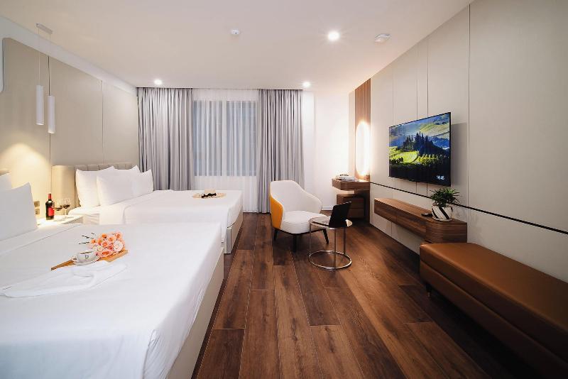 Danitel Halong image