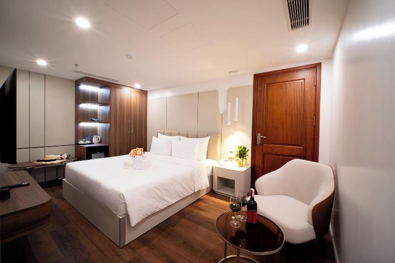 Danitel Halong image