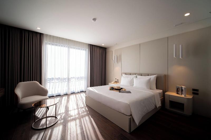 Danitel Halong image