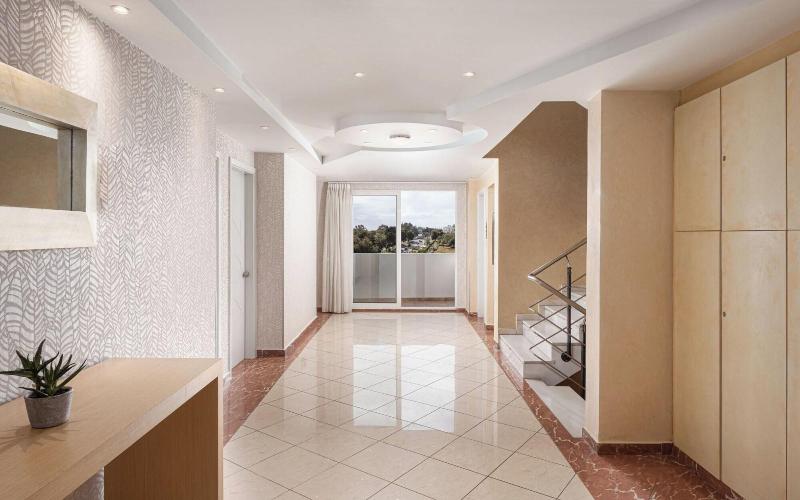 Kreoli Suites Glyfada image