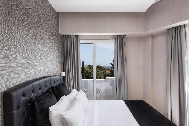 Kreoli Suites Glyfada image