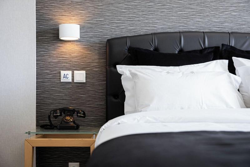 Kreoli Suites Glyfada image