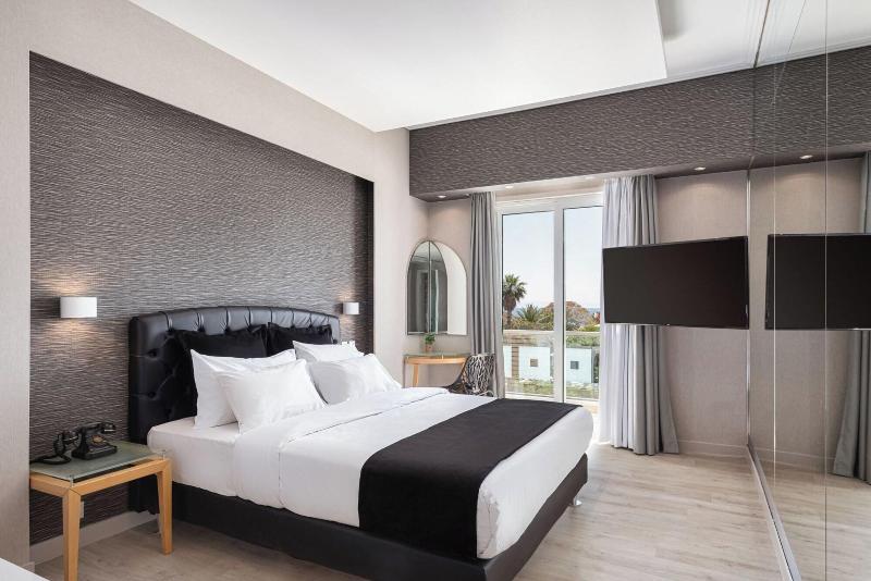 Kreoli Suites Glyfada image