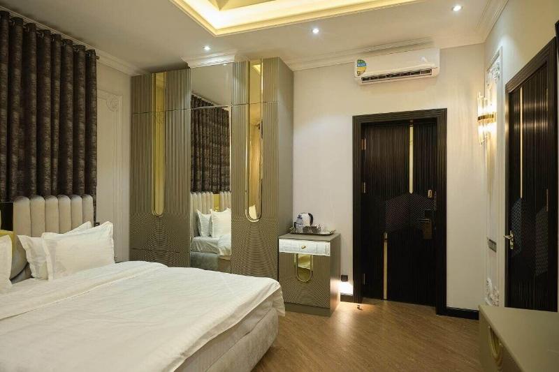 East Star Hotel image