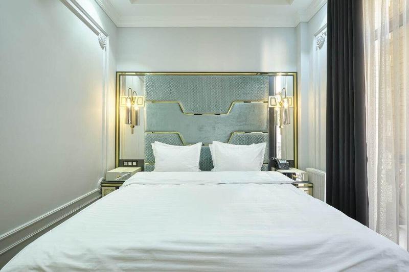 East Star Hotel image