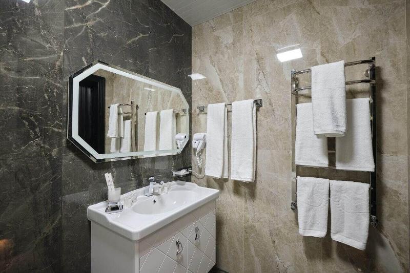 East Star Hotel image
