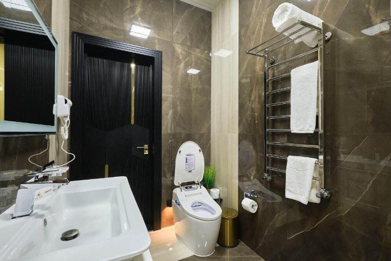 East Star Hotel image