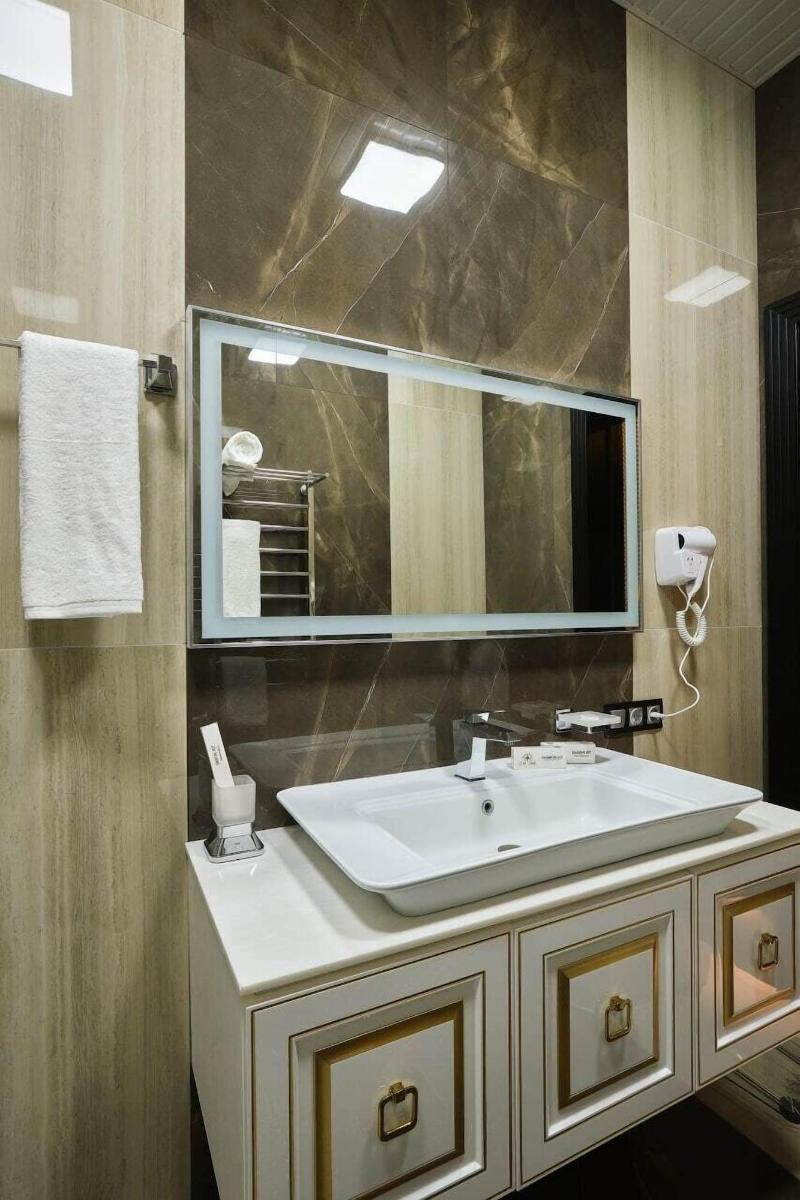 East Star Hotel image