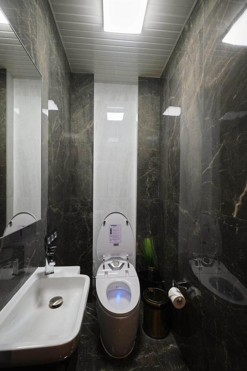 East Star Hotel image
