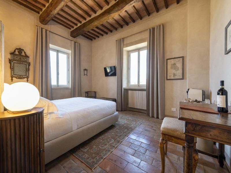 Villa Le Prata Winery Accommodation Adults Only image