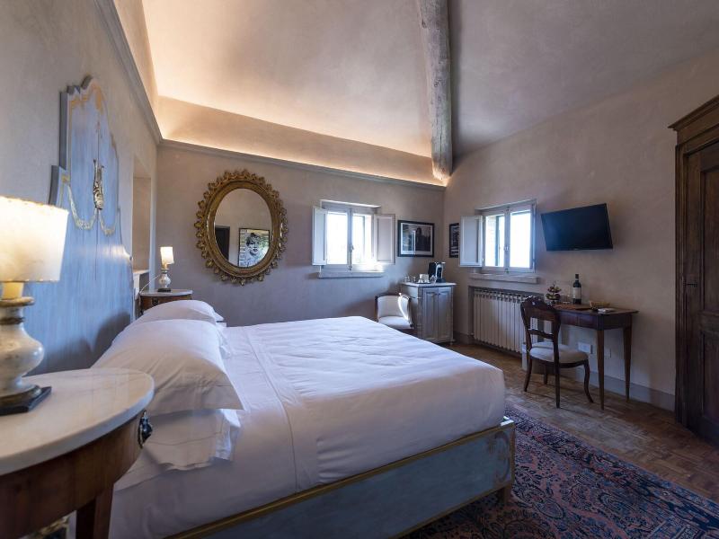 Villa Le Prata Winery Accommodation Adults Only image