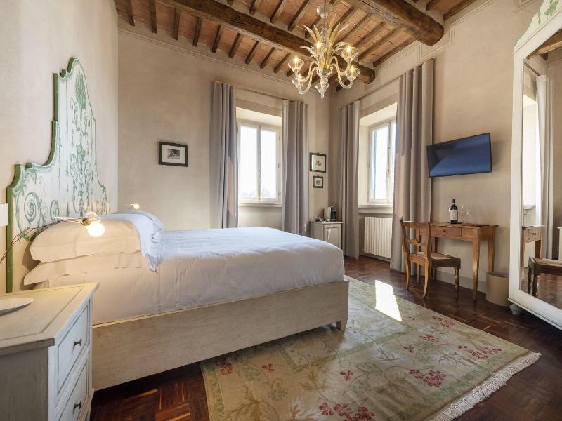 Villa Le Prata Winery Accommodation Adults Only image