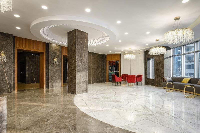 Grand Mildom Hotel image