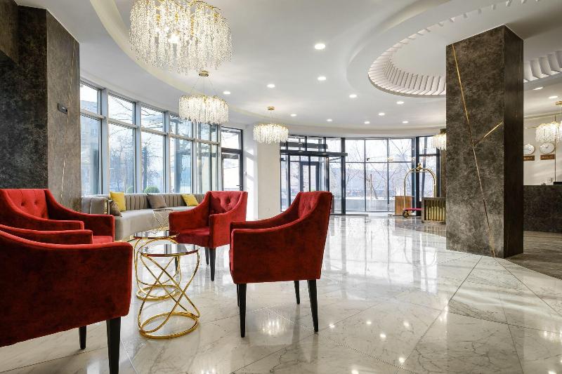 Grand Mildom Hotel image