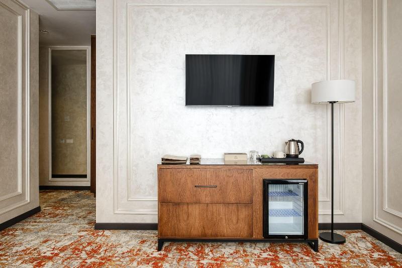 Grand Mildom Hotel image