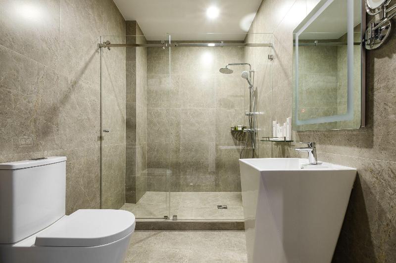 Grand Mildom Hotel image