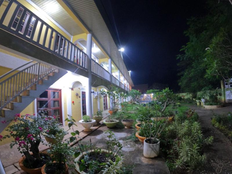 Hanbee S Resort image