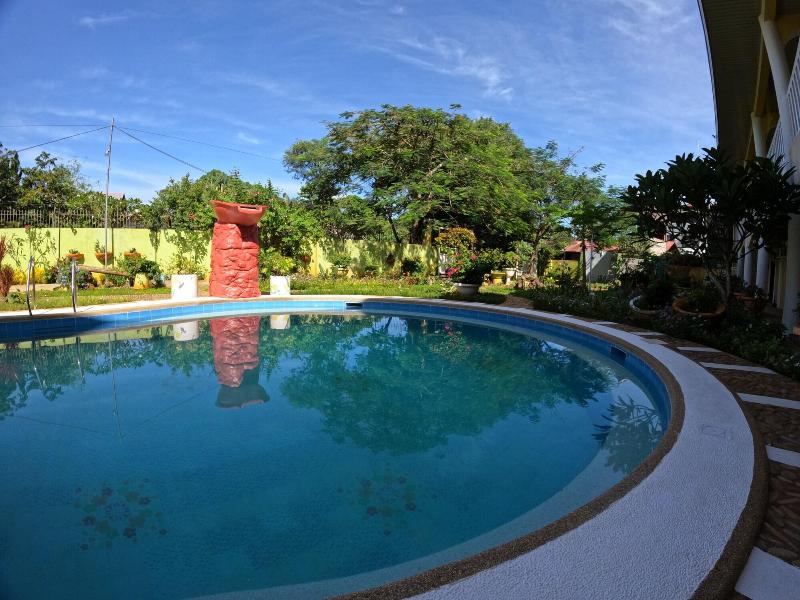 Hanbee S Resort image