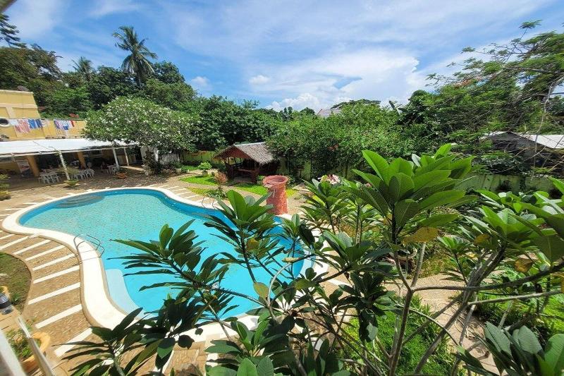 Hanbee S Resort image