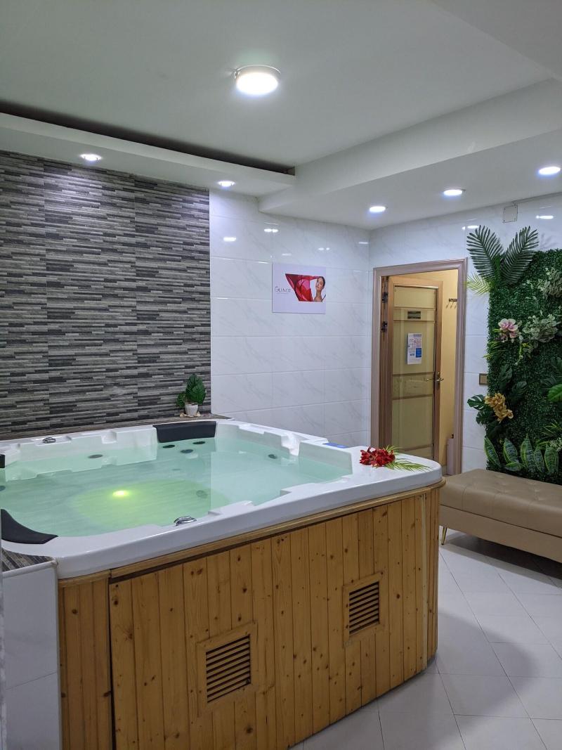 Atmospha Re Hotel Spa image