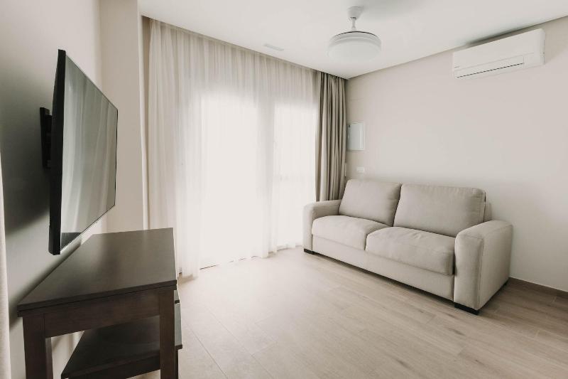 Apartamentos Subup image