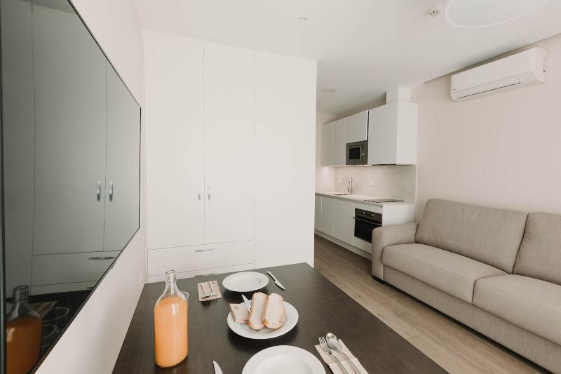Apartamentos Subup image