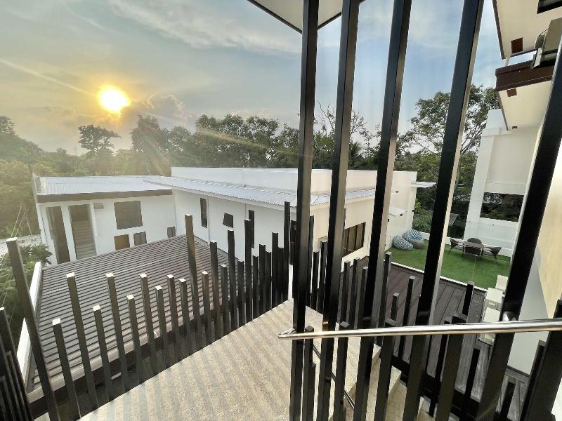 Lighthouse Point Hotel image