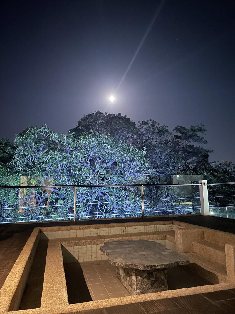 Lighthouse Point Hotel image