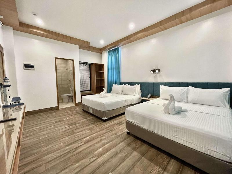 Lighthouse Point Hotel image