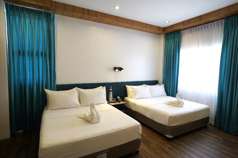 Lighthouse Point Hotel image