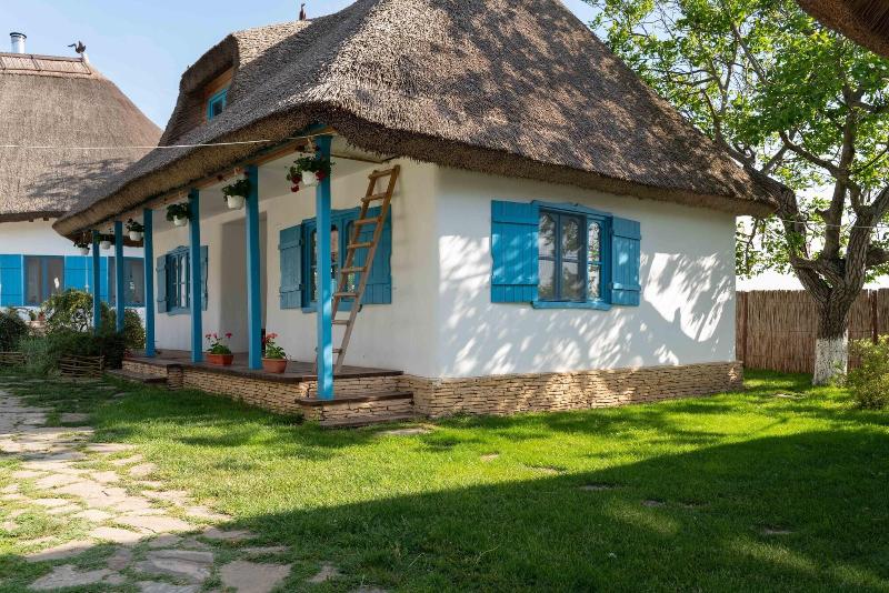 5 Chirpici Small Traditional Resort image
