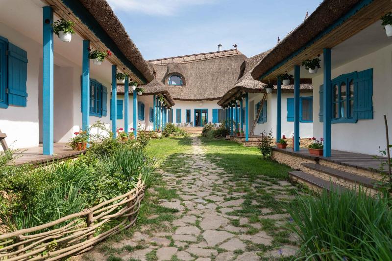 5 Chirpici Small Traditional Resort image