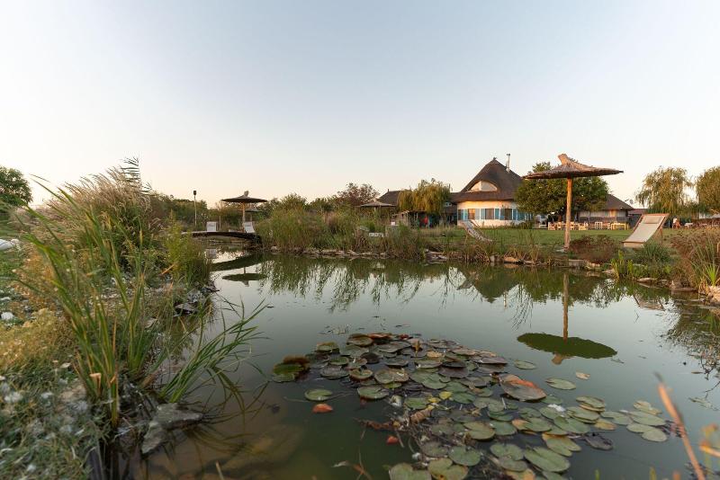 5 Chirpici Small Traditional Resort image