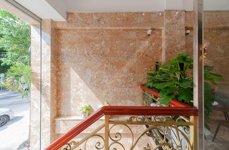 Uy D Ng Hotel Apartment Nha Trang image