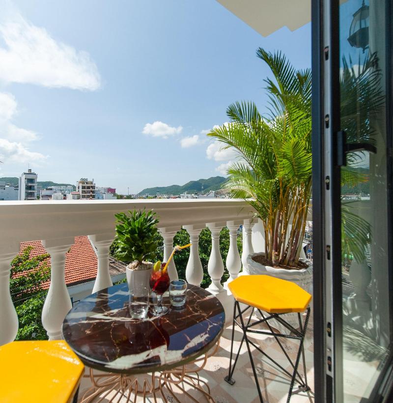 Uy D Ng Hotel Apartment Nha Trang image