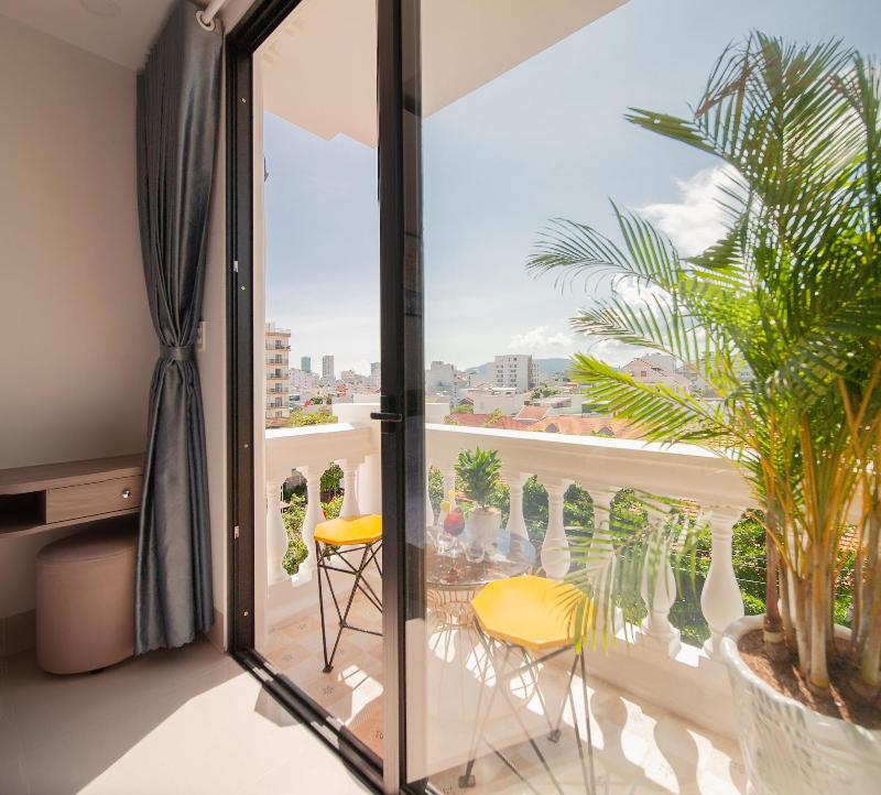 Uy D Ng Hotel Apartment Nha Trang image