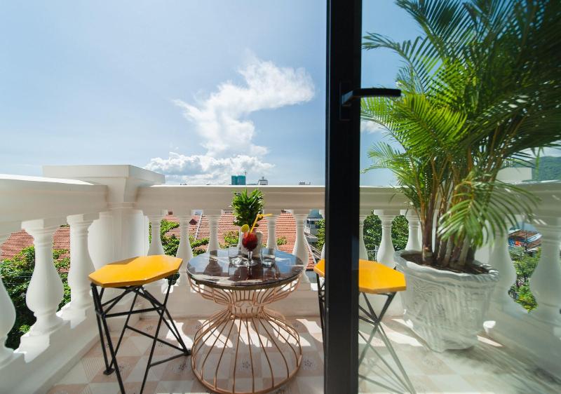 Uy D Ng Hotel Apartment Nha Trang image