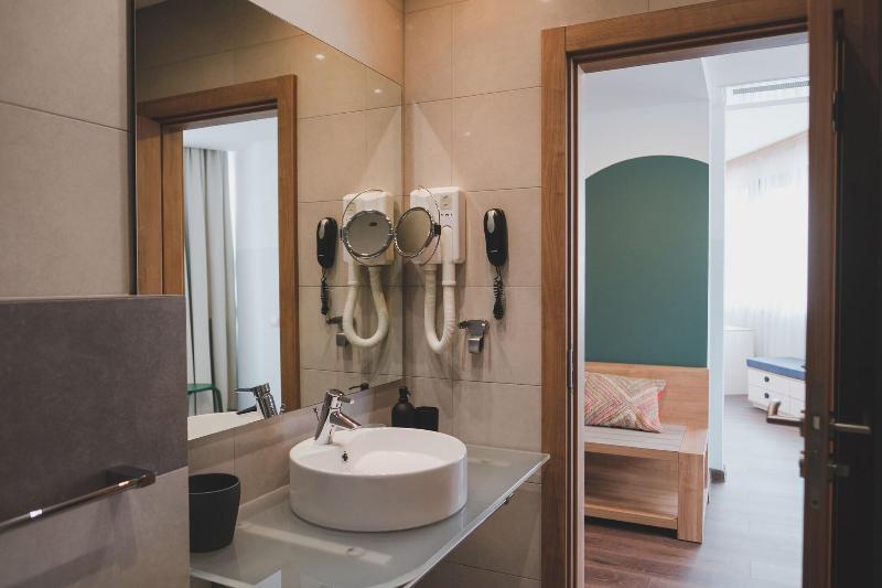 Wn Lab Hotel image