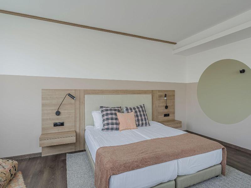 Wn Lab Hotel image