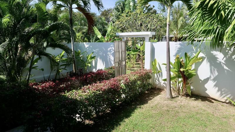 Jasmine Village image