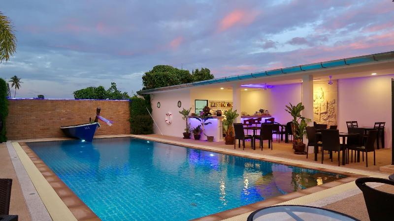 Jasmine Village image