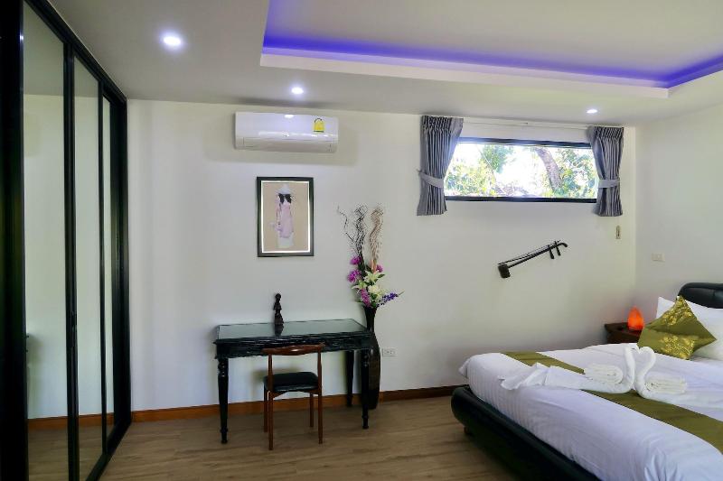 Jasmine Village image