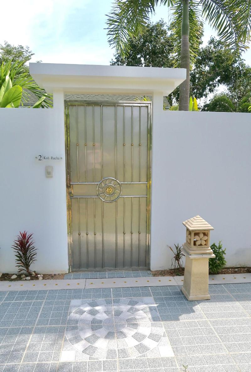 Jasmine Village image