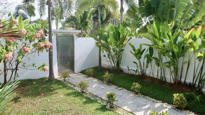 Jasmine Village image